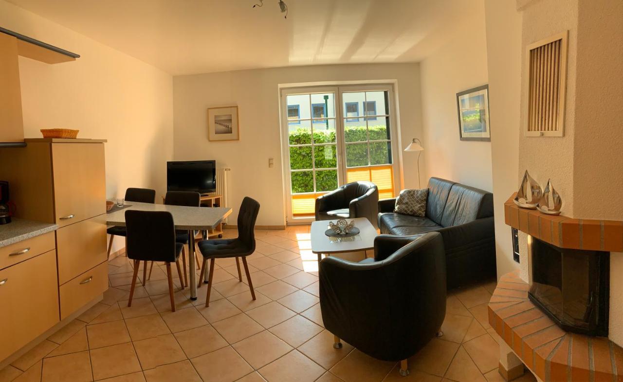 Apartment Am *
