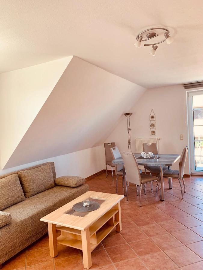 Am Apartment Glowe